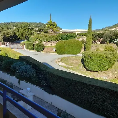 3 Pieces A 200m Des Plages, St-raphael - Fr-1-226a-201 Сен-Рафаэль