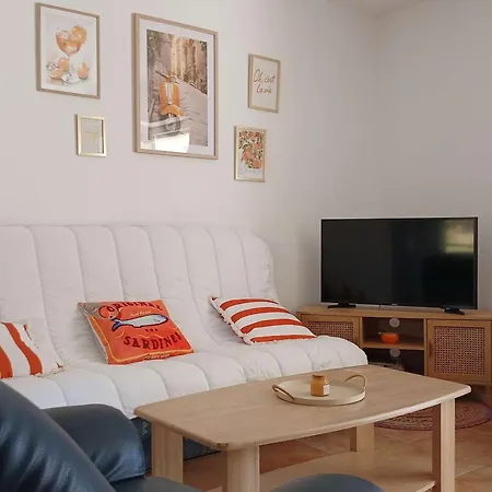 3 Pieces A 200m Des Plages, St-raphael - Fr-1-226a-201 * Saint-Raphaël