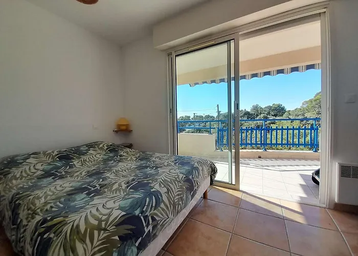 3 Pieces A 200m Des Plages, St-raphael - Fr-1-226a-201