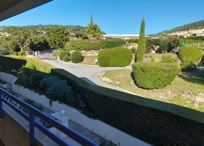 3 Pieces A 200m Des Plages, St-raphael - Fr-1-226a-201 Saint-Raphaël