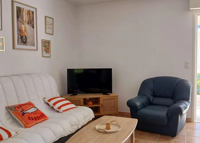 Apartamento 3 Pieces A 200m Des Plages, St-raphael - Fr-1-226a-201 *